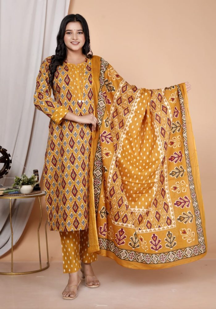 Elegant-Cotton-Kurti-Set-with-Katha-Work-sl2jsj2